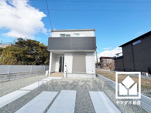 洗練されたデザインと堅牢な造り。美しさと安心を兼ね備えた、心地よい住まい。