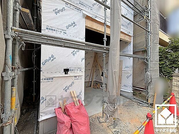 「鳴尾東小学校」まで徒歩10分。低学年のお子様も安心して通学していただけます。