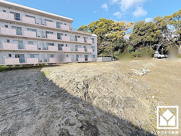 ZEH水準の高い省エネ性能を備えており、光熱費などのランニングコストを抑えられます。夏は涼しく、冬は暖かい、季節に関わらず快適に過ごせる住宅です。