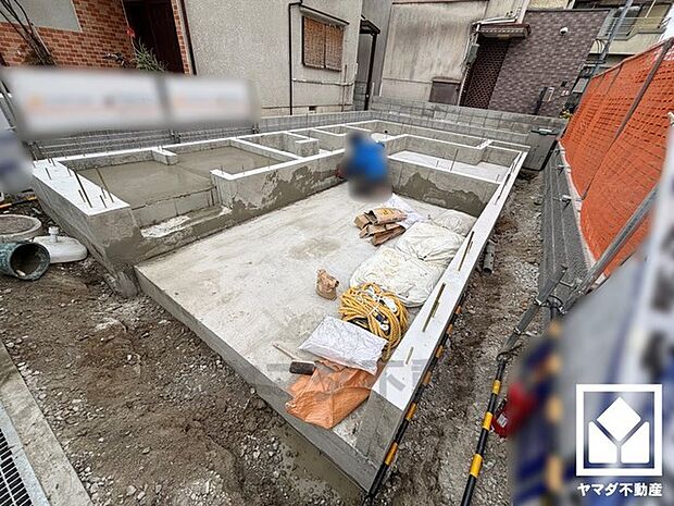 インナーガレージを1台分完備。重い荷物や雨の日の移動もスムーズで、快適なカーライフを実現。