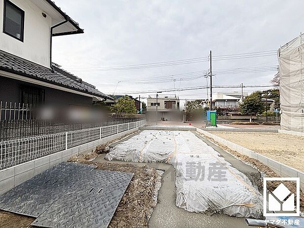 室内洗濯機置場がございますので、天候に左右されず洗濯していただけます。