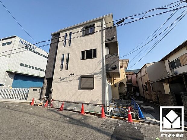 2沿線利用可能で、毎日の通勤・通学だけでなく、休日のお出かけまで利便性に優れています。