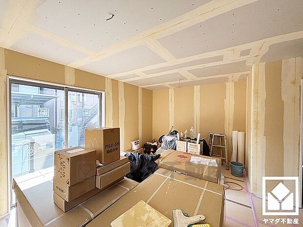 自然光を取り込む、開放感あふれる暮らし。隅々まで光が降り注ぎ、明るく心地の良い空間。