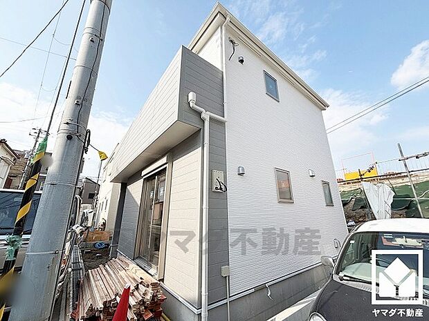 設計・建設住宅性能評価をW取得。耐震性、断熱性、省エネ性、劣化対策、維持管理・更新の容易性、空気環境、バリアフリー、防犯性など多岐に渡る国の定めた基準を満たした、高品質の住宅です。