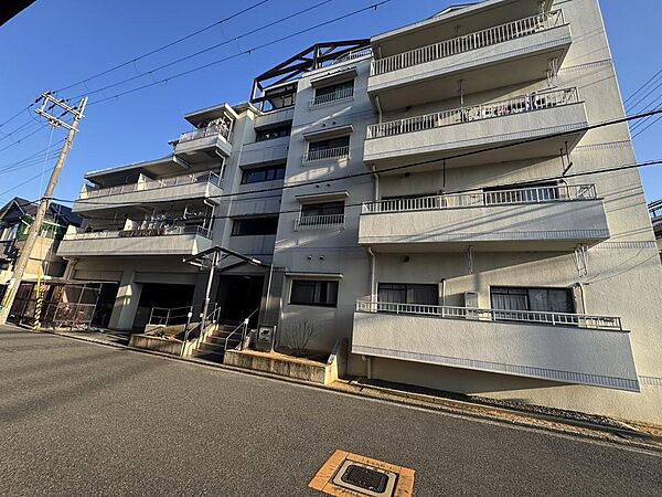 外観：327001693200