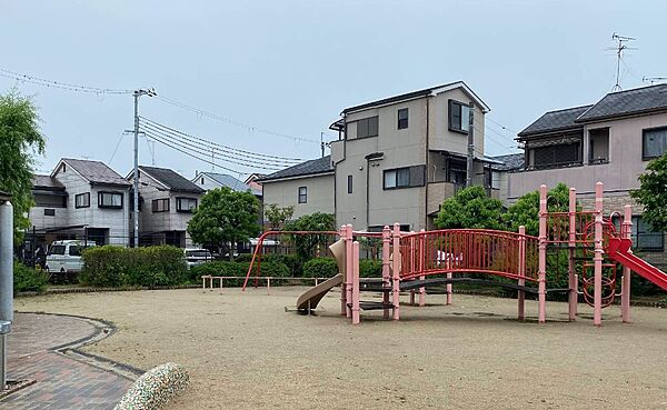 東新町第二公園徒歩3分