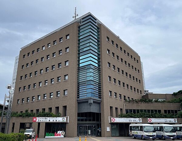 松原市役所徒歩13分