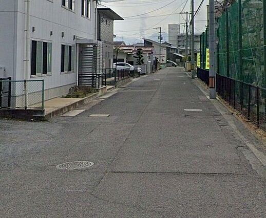 前面道路含む現...