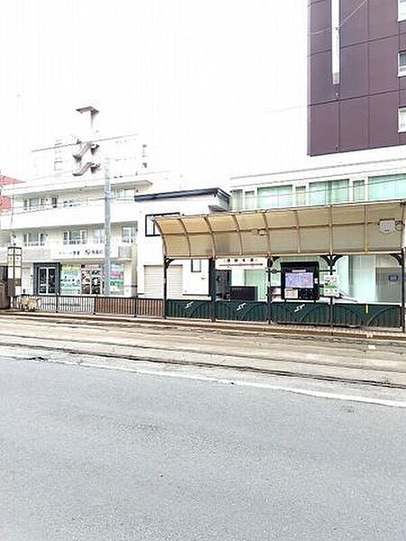 西線6条駅 870m