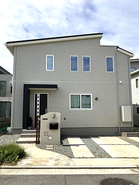 外観：327001693294