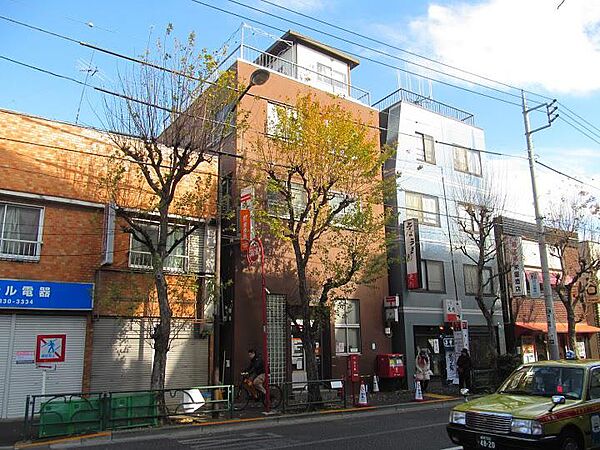 送る、貯める、備える。暮らしの全部、郵便局で。