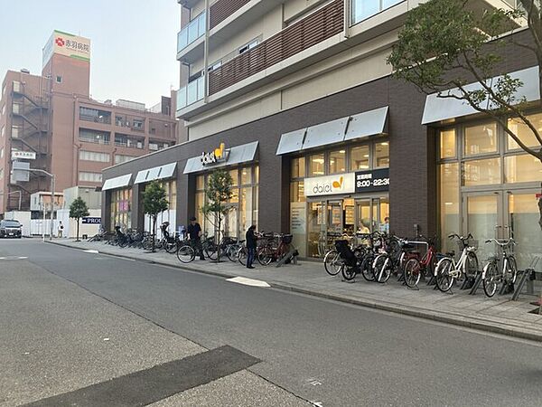 確かな品揃えで地域を支えるスーパーです。