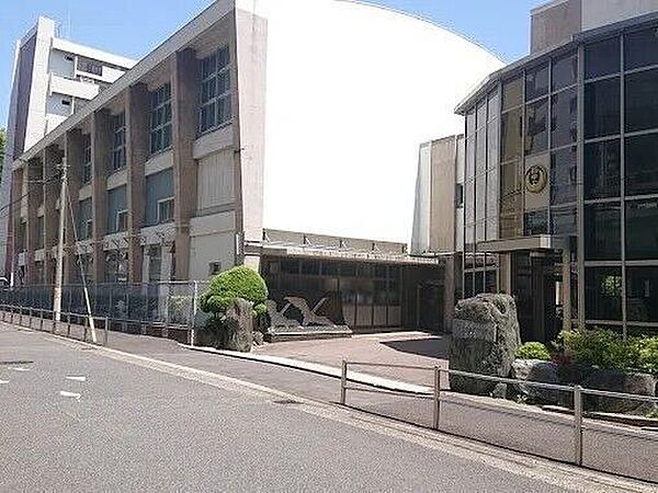 名古屋市立前津中学校 2100m