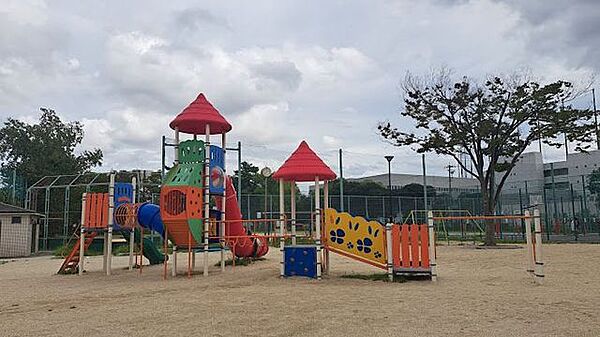 露橋公園 240m