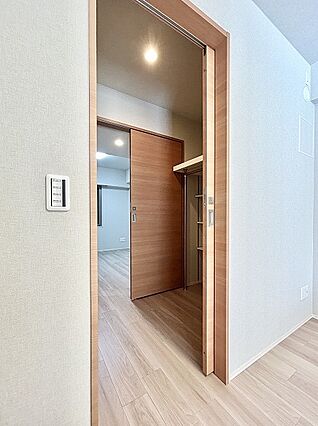 2室をつなぐ「...