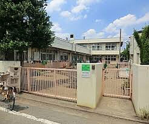 いっぱい遊んで、いっぱい考えて、いっぱい学んでのびのび育つ。