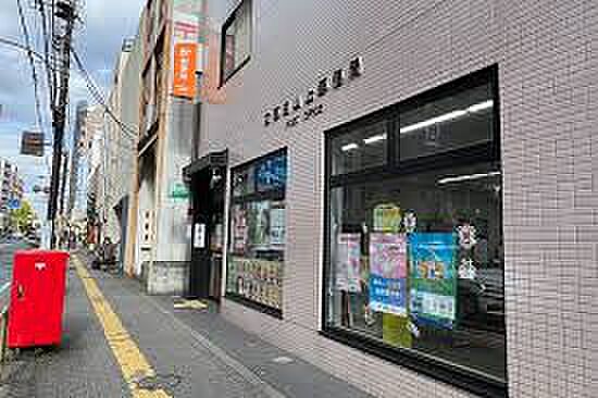 送る、貯める、備える。暮らしの全部、郵便局で。