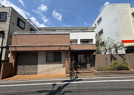 千代田線「根津...