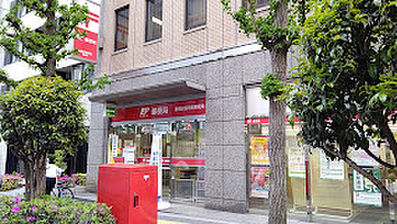 送る、貯める、備える。暮らしの全部、郵便局で。