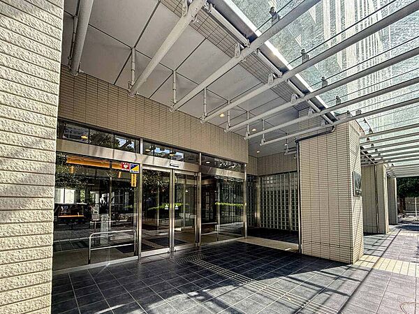 管理の行き届いた清潔感のあるエントランス！