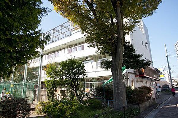 子どもたちが明るく伸び伸びと過ごすことが出来る場であるよう努めております。