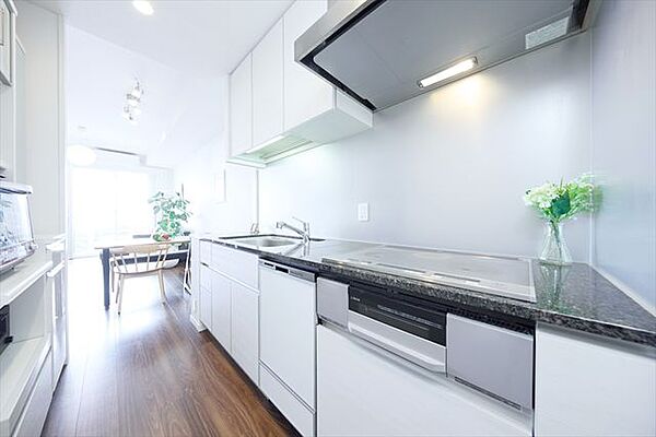 キッチンを拡大表示