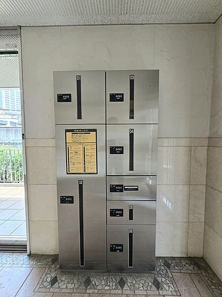 宅配ボックス