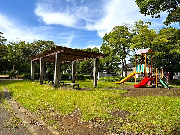 周辺環境（西洗公園　物件から約100ｍ）