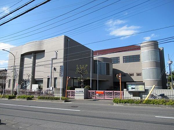 周辺を拡大表示