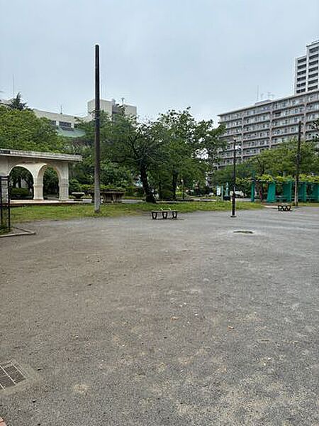 赤羽公園まで約440ｍ