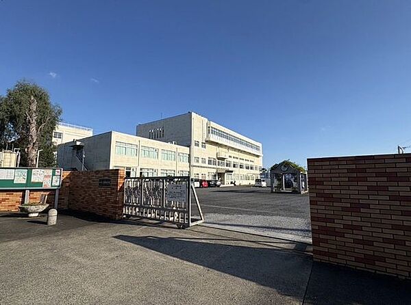 川口市立元郷中学校 50m