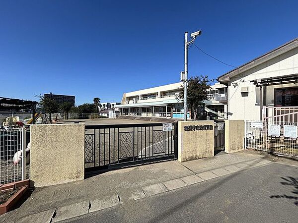 寿保育園 徒歩5分。 390m