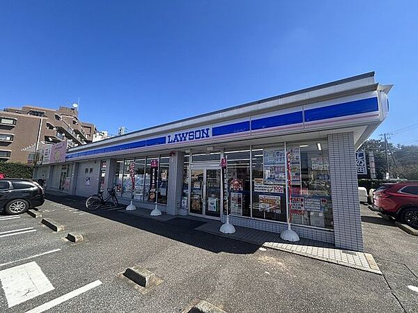 ローソン松戸河原塚店 徒歩6分。 430m