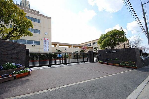芝谷中学校 1520m
