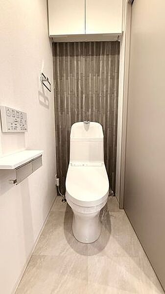 各階に御手洗がございます。