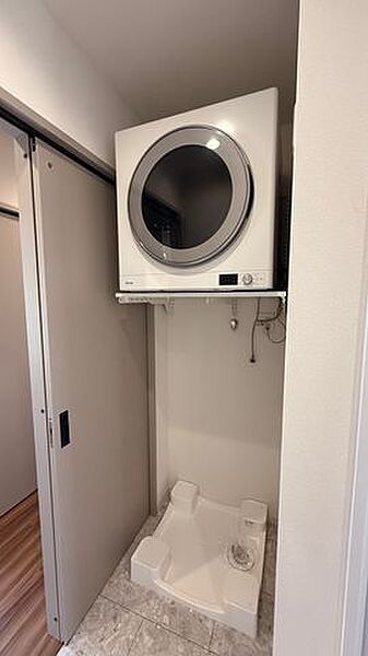 ガス衣類乾燥機「乾太くん」設置済み。天候を気にせずスピーディーに洗濯物を乾かせます。