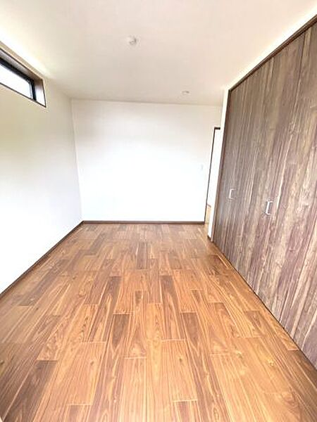 納戸（約6.5帖）