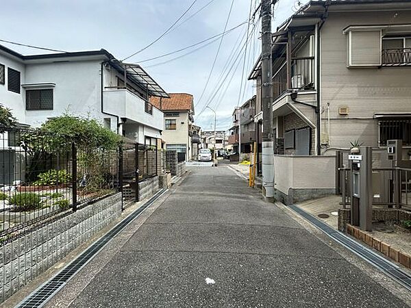 ・間口：約4.6m