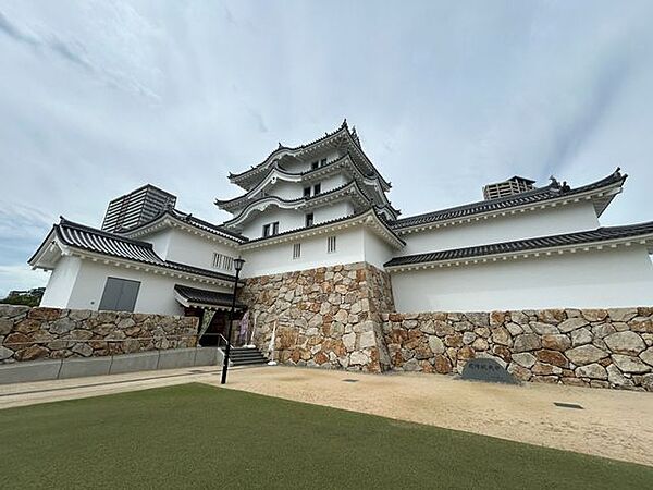 ・尼崎城まで約260m