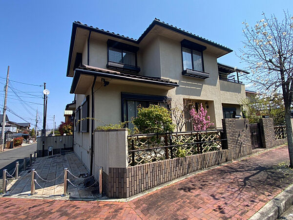 外観：327002235607