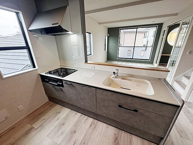 作業スペースの広いキッチン