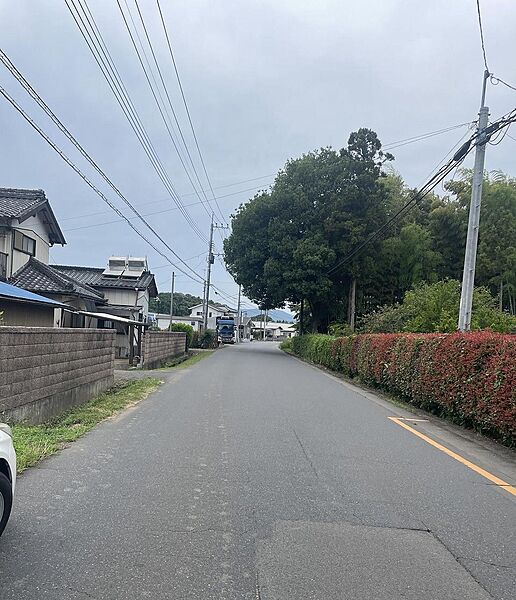前面道路(南→北)