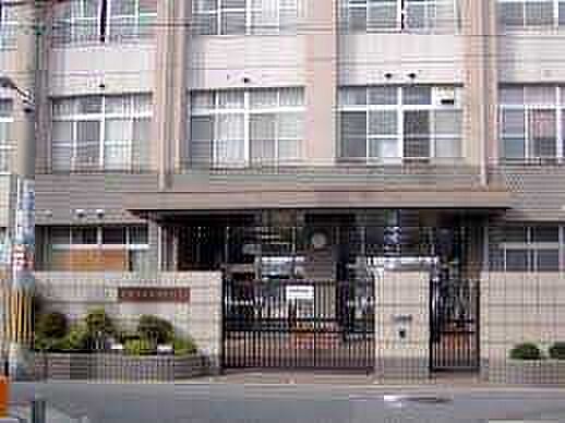 大阪市立成南中学校　徒歩7分