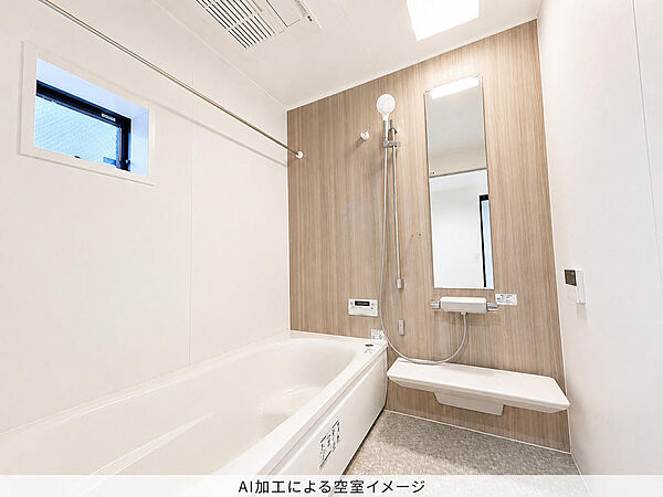 浴室乾燥機・追い焚き機能付、窓も有り換気も良好です
