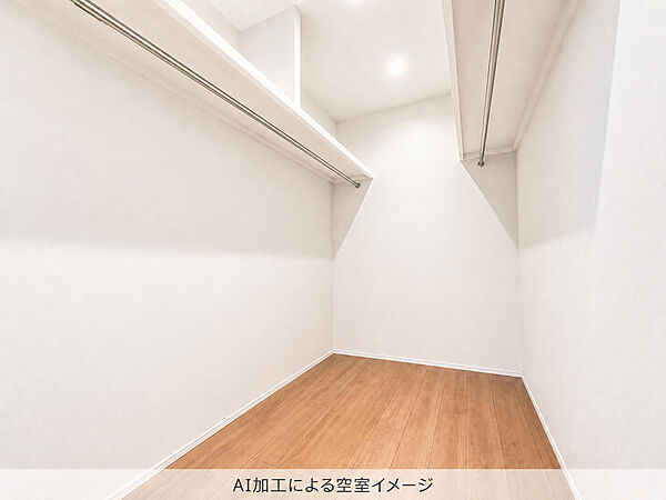 衣替え要らずの大きなウォークインクローゼット