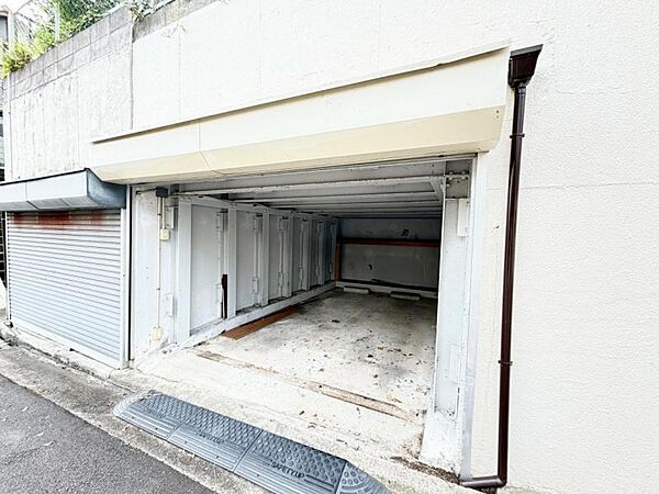 駐車1台可能♪