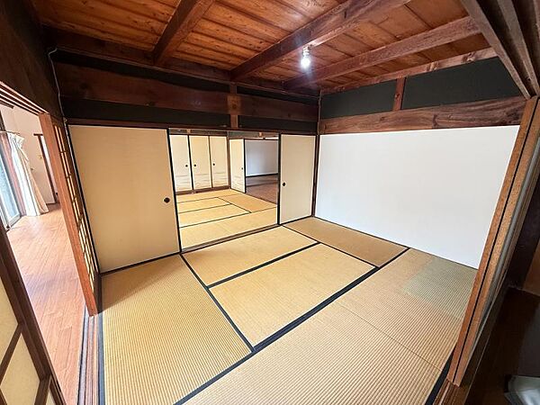 本格和室で感じる日本の美♪