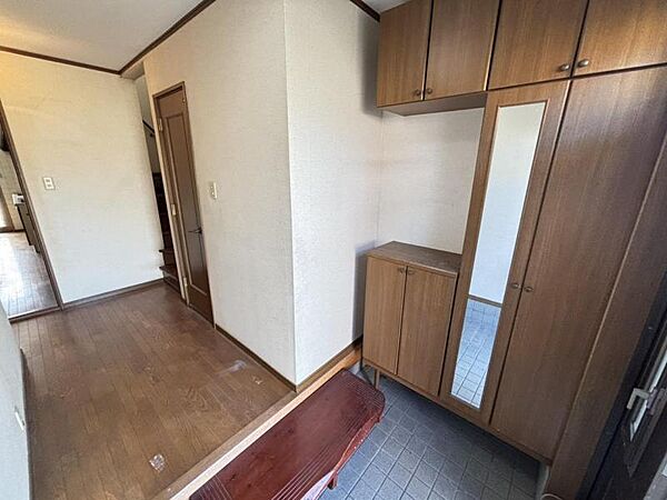 下駄箱付きの玄関です♪