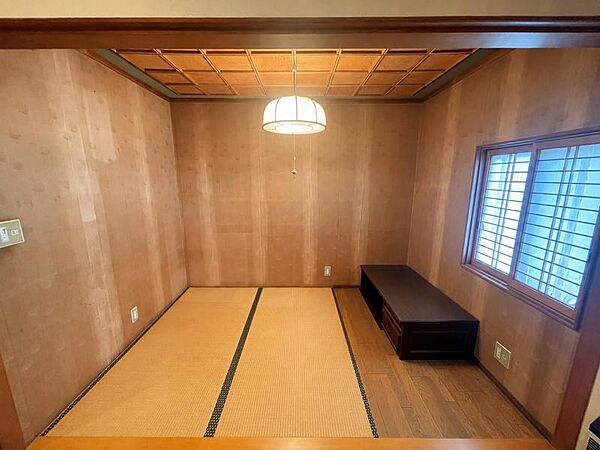 日差しが心地良く家族団らんにピッタリな空間です。