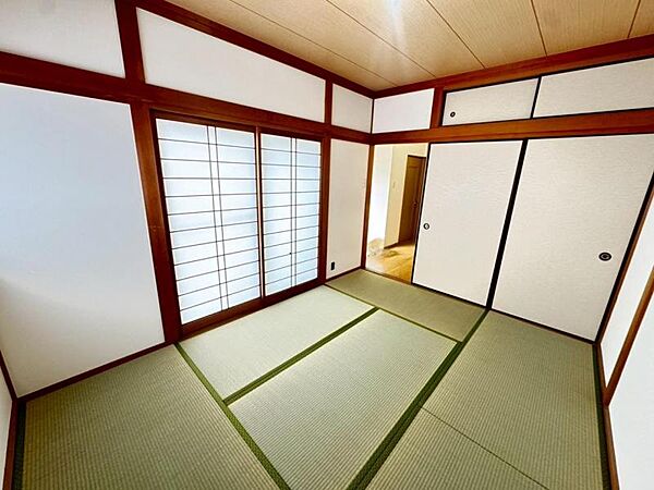仕事や趣味のスペースとしても活用できる、多用途に使える部屋。